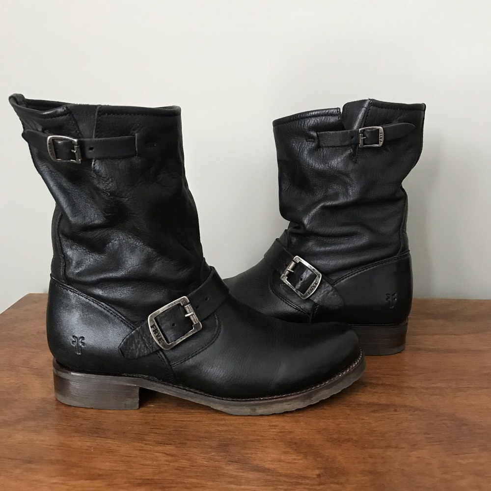 Frye Veronica Short Slouch